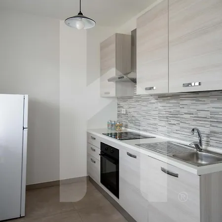 Homiday - Waterfront * Montesilvano Marina