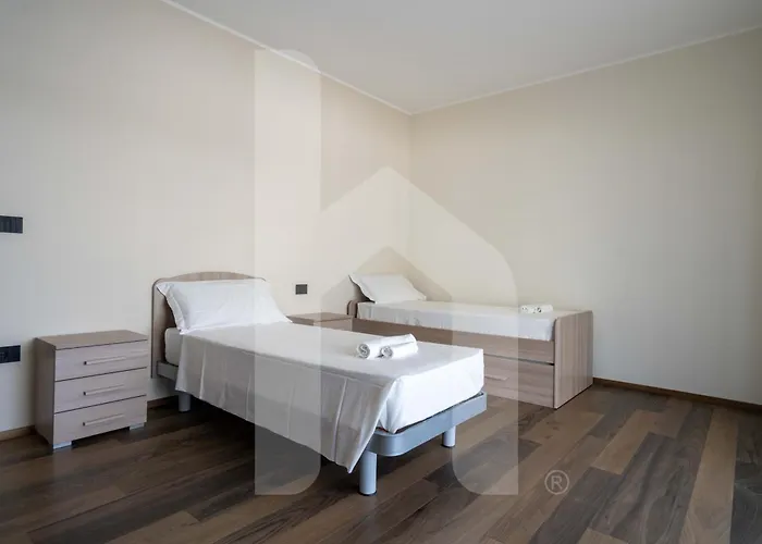 Homiday - Waterfront Apartment Montesilvano Marina