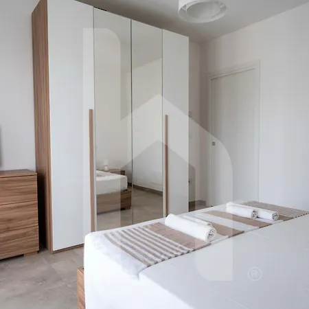 Homiday - Waterfront Montesilvano Marina