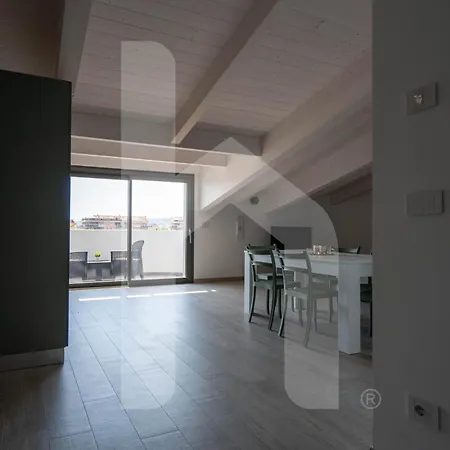 Homiday - Waterfront Lägenhet Montesilvano Marina