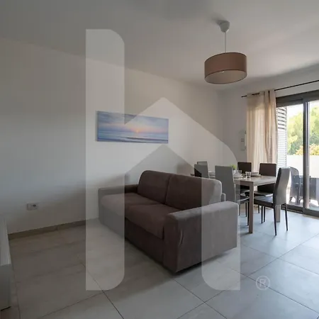 Διαμέρισμα Homiday - Waterfront *