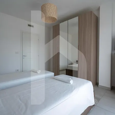 Homiday - Waterfront Montesilvano Marina