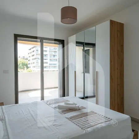 Homiday - Waterfront Διαμέρισμα *