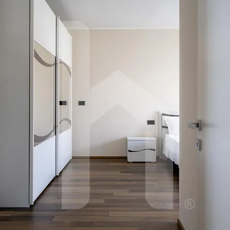 Homiday - Waterfront Montesilvano Marina